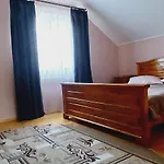 на пагорбі Εξοχικό σπίτι
