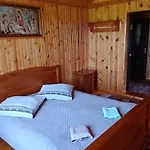 Εξοχικό σπίτι на пагорбі Mykulychyn