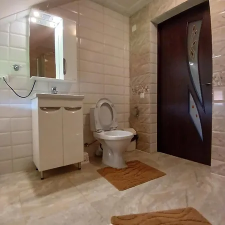 на пагорбі מיקוליצ'ין