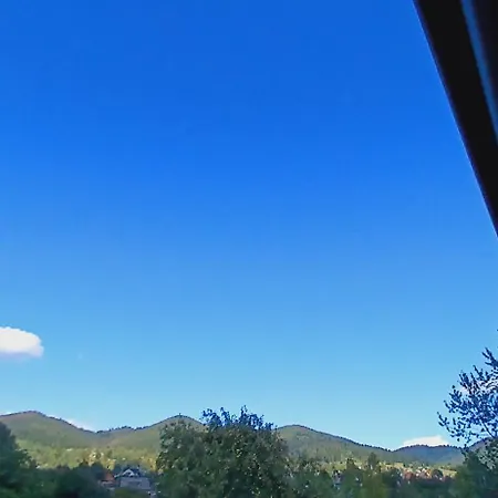 בית כפרי на пагорбі *