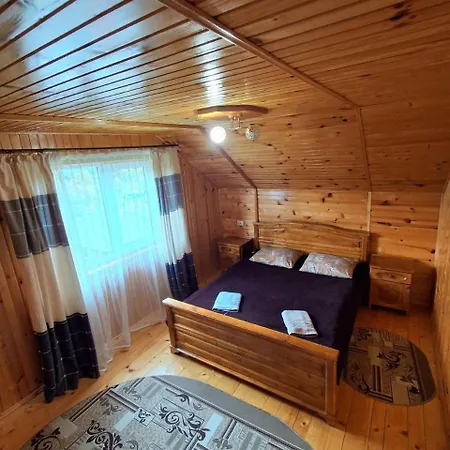 на пагорбі Casa de Campo Mykulychyn
