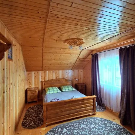 на пагорбі Mykulychyn